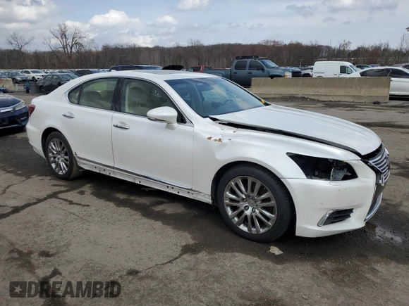2016 Lexus LS 460 с VIN JTHBL5EF5G5140423, выставлен на аукционе Copart как лот 50889305 с пробегом 71 758 миль миль и Списание • Salvage title. История ставок и продаж доступна на DreamBid. Изображение 4.