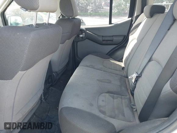 2005 Nissan Xterra S with VIN 5N1AN08U25C617723, listed as a IAAI auction lot 41588610 with Not Provided miles. Bid and sale history available at carsss.com. Image 8.