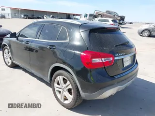 2018 Mercedes-Benz GLA 250 z VIN WDCTG4EB2JJ392706, wystawiony jako IAAI lot #41841122 z przebiegiem 134 197 mil mil oraz . Historia ofert i sprzedaży dostępna na DreamBid. Obrazek 3.