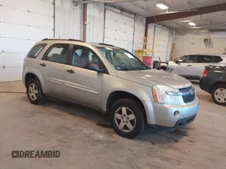 2008 Chevrolet Equinox LS z VIN 2CNDL23F186304876, wystawiony jako IAAI lot #42256138 z przebiegiem 100 639 mil mil oraz . Historia ofert i sprzedaży dostępna na DreamBid. Obrazek 1.