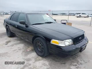 2007 Ford Police Interceptor z VIN 2FAFP71W97X163376, wystawiony jako IAAI lot #42422360 z przebiegiem 231 697 mil mil oraz . Historia ofert i sprzedaży dostępna na DreamBid. Obrazek 1.