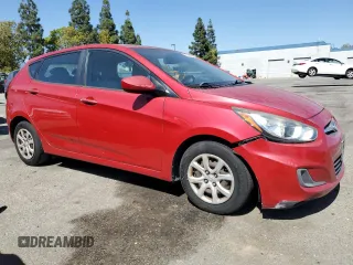 2014 Hyundai Accent GS z VIN KMHCT5AE8EU156715, wystawiony jako Copart lot #58159135 z przebiegiem 183 247 mil mil oraz Czysty tytuł • Clean title. Historia ofert i sprzedaży dostępna na DreamBid. Obrazek 4.