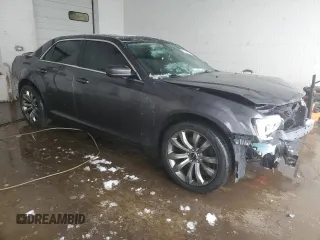 2016 Chrysler 300 Limited with VIN 2C3CCARG6GH311520, listed as a Copart auction lot 87465314 with 114,532 mi miles and Salvage Title. Bid and sale history available at DreamBid. Image 4.