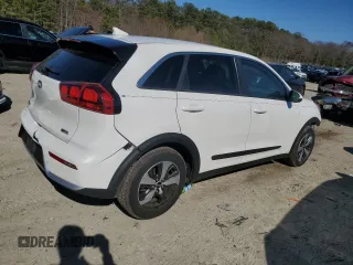2017 Kia Niro LX with VIN KNDCB3LC8H5048892, listed as a Copart auction lot 50277875 with 247,155 mi miles and Salvage Title. Bid and sale history available at carsss.com. Image 3.