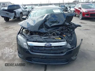 2010 Ford Fusion SE with VIN 3FAHP0HG5AR384834, listed as a IAAI auction lot 41533295 with 124,356 mi miles. Bid and sale history available at carsss.com. Image 13.