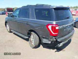 2020 Ford Expedition XLT z VIN 1FMJU1JT2LEA72246, wystawiony jako IAAI lot #42157665 z przebiegiem 76 589 mil mil oraz . Historia ofert i sprzedaży dostępna na DreamBid. Obrazek 3.