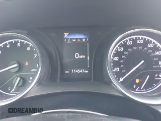 2020 Toyota Camry SE z VIN 4T1G11AK7LU975234, wystawiony jako IAAI lot #41912569 z przebiegiem 114 547 mil mil oraz . Historia ofert i sprzedaży dostępna na DreamBid. Obrazek 7.