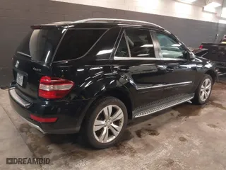 2010 Mercedes-Benz M-Class ML 350 with VIN 4JGBB8GB2AA610868, listed as a IAAI auction lot 41714432 with 70,506 mi miles. Bid and sale history available at carsss.com. Image 4.