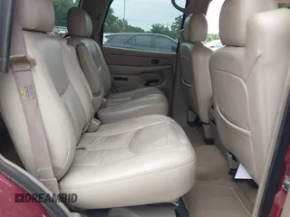 2005 Chevrolet Tahoe Z71 z VIN 1GNEK13T15R215991, wystawiony jako IAAI lot #42189636 z przebiegiem 274 201 mil mil oraz . Historia ofert i sprzedaży dostępna na DreamBid. Obrazek 8.