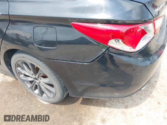2011 Hyundai Sonata Limited with VIN 5NPEC4AC2BH095308, listed as a IAAI auction lot 41967278 with 283,995 mi miles and . Bid and sale history available at DreamBid. Image 12.