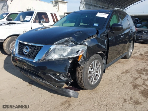 2015 Nissan Pathfinder S with VIN 5N1AR2MM0FC720419, listed as a IAAI auction lot 41580603 with 63,409 mi miles. Bid and sale history available at carsss.com. Image 18.