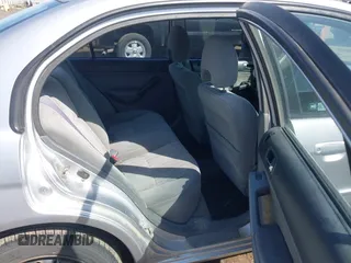 2005 Honda Civic LX with VIN 2HGES16575H537655, listed as a IAAI auction lot 42087479 with 189,307 mi miles and . Bid and sale history available at DreamBid. Image 8.