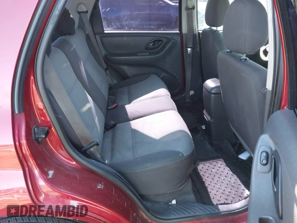 2004 Ford Escape XLS with VIN 1FMCU92184KB88252, listed as a IAAI auction lot 41627404 with 193,690 mi miles and . Bid and sale history available at DreamBid. Image 8.