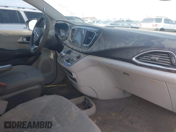 2017 Chrysler Pacifica Touring with VIN 2C4RC1DG6HR509717, listed as a IAAI auction lot 42228096 with 86,956 mi miles and . Bid and sale history available at DreamBid. Image 5.