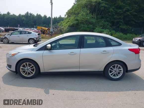 2015 Ford Focus SE с VIN 1FADP3F21FL203452, выставлен на аукционе IAAI как лот 40119573 с пробегом 143 915 миль миль и . История ставок и продаж доступна на DreamBid. Изображение 12.