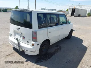2006 Scion xB z VIN JTLKT324564103356, wystawiony jako IAAI lot #42345120 z przebiegiem 226 712 mil mil oraz . Historia ofert i sprzedaży dostępna na DreamBid. Obrazek 4.
