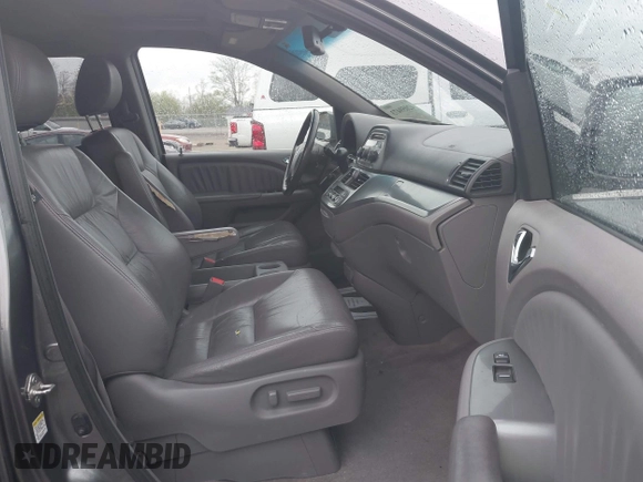 2009 Honda Odyssey EX-L with VIN 5FNRL38649B028066, listed as a IAAI auction lot 42059473 with 193,122 mi miles. Bid and sale history available at carsss.com. Image 5.