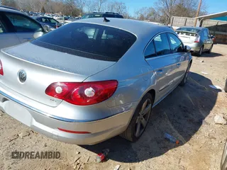 2011 Volkswagen CC Lux Plus with VIN WVWHN7AN6BE718214, listed as a IAAI auction lot 41381579 with 122,545 mi miles. Bid and sale history available at carsss.com. Image 4.