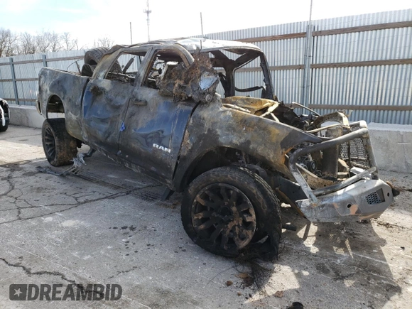 2022 Ram 2500 Tradesman z VIN 3C6UR5CJ5NG366667, wystawiony jako Copart lot #49241395 z przebiegiem Nie podano mil oraz Nie do naprawy • Non repairable. Historia ofert i sprzedaży dostępna na DreamBid. Obrazek 4.
