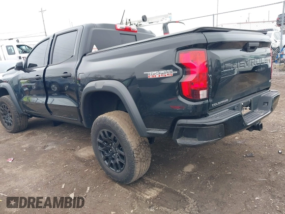 2023 Chevrolet Colorado 4WD Trail Boss with VIN 1GCPTEEK6P1253972, listed as a IAAI auction lot 41864105 with 19,238 mi miles. Bid and sale history available at carsss.com. Image 3.