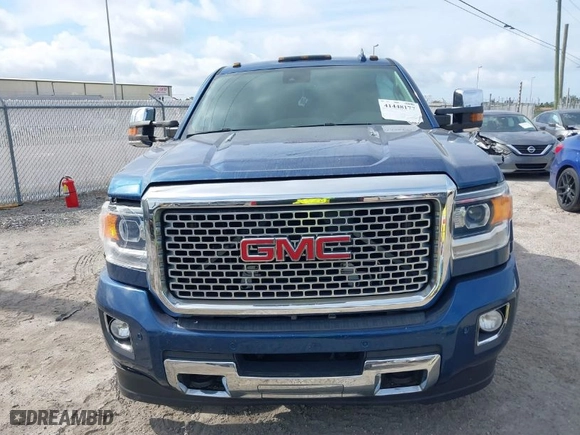 2015 GMC Sierra 2500HD available WiFi Denali with VIN 1GT120E83FF650086, listed as a IAAI auction lot 41448177 with NaN miles. Bid and sale history available at carsss.com. Image 12.