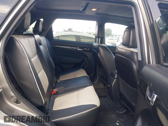 2012 Kia Sorento SX with VIN 5XYKWDA24CG195291, listed as a IAAI auction lot 41912320 with 245,650 mi miles. Bid and sale history available at carsss.com. Image 8.
