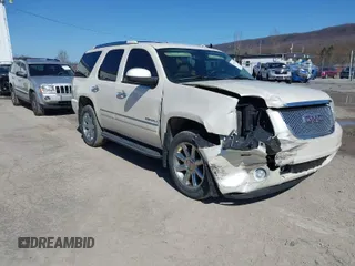 2011 GMC Yukon Denali with VIN 1GKS2EEF8BR237643, listed as a IAAI auction lot 41811822 with 134,309 mi miles. Bid and sale history available at carsss.com. Image 1.