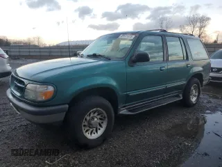 1998 Ford Explorer XL z VIN 1FMZU34X8WZB89467, wystawiony jako Copart lot #49973325 z przebiegiem 168 026 mil mil oraz Czysty tytuł • Clean title. Historia ofert i sprzedaży dostępna na DreamBid. Obrazek 1.