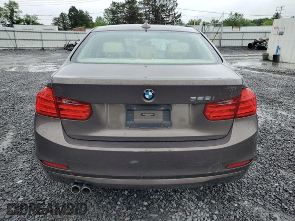 2014 BMW 3 Series 328i with VIN WBA3C1C59EK112967, listed as a Copart auction lot 61473605 with 151,905 mi miles and Clean title. Bid and sale history available at DreamBid. Image 6.
