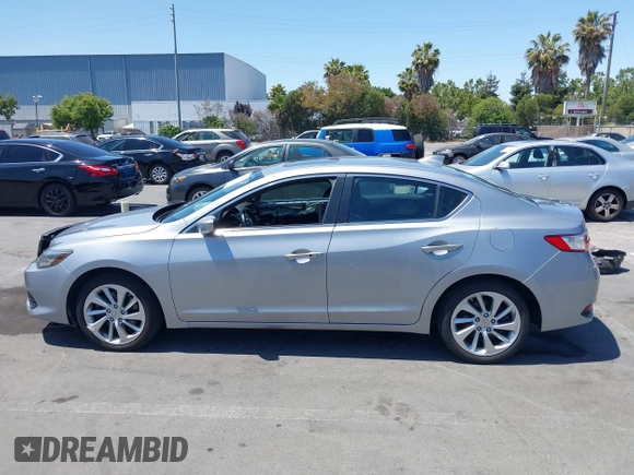 2017 Acura ILX with VIN 19UDE2F33HA016166, listed as a IAAI auction lot 42587988 with 52,927 mi miles and . Bid and sale history available at DreamBid. Image 15.