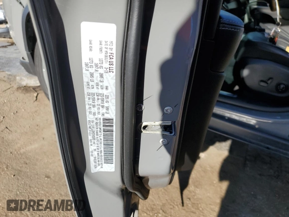 2019 Jeep Cherokee Limited with VIN 1C4PJLDBXKD428209, listed as a Copart auction lot 46107223 with 34,532 mi miles and Salvage Title. Bid and sale history available at DreamBid. Image 13.