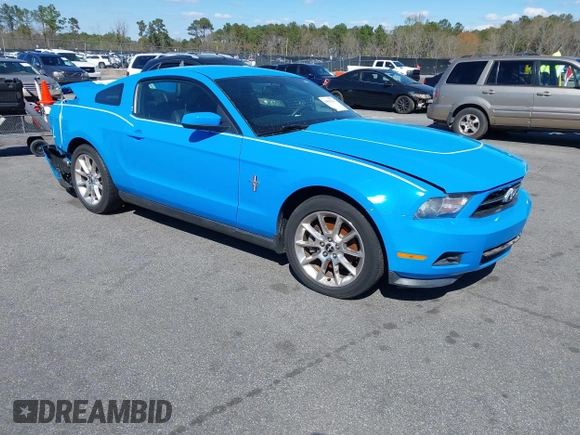 2011 Ford Mustang V6 с VIN 1ZVBP8AM6B5154462, выставлен на аукционе IAAI как лот 41813734 с пробегом 42 412 миль миль и . История ставок и продаж доступна на DreamBid. Изображение 1.