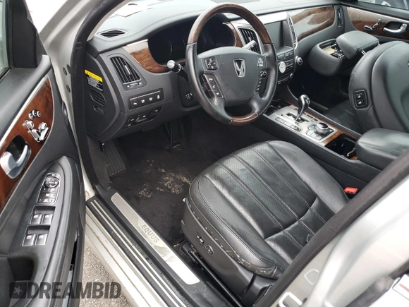2011 Hyundai Equus Signature z VIN KMHGH4JF6BU034145, wystawiony jako Copart lot #74469184 z przebiegiem Nie podano mil oraz Szkoda całkowita • Salvage title. Historia ofert i sprzedaży dostępna na DreamBid. Obrazek 8.