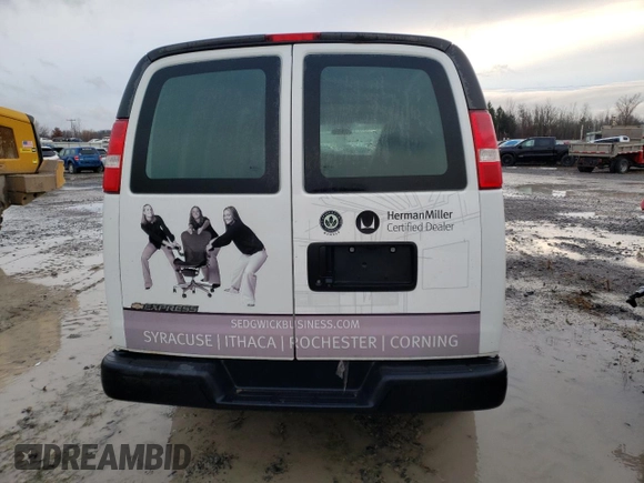 2019 Chevrolet Express Cargo с VIN 1GCWGAFPXK1143678, выставлен на аукционе Copart как лот 88565115 с пробегом 89 352 миль миль и Списание • Salvage title. История ставок и продаж доступна на DreamBid. Изображение 6.