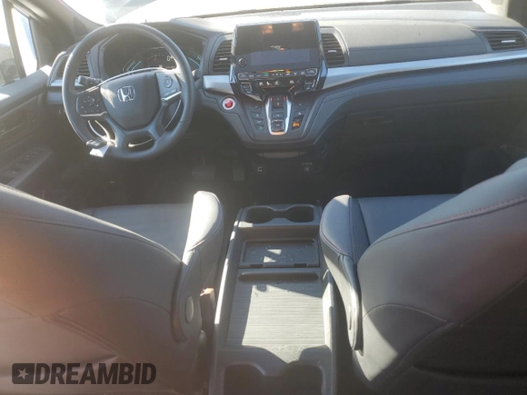 2024 Honda Odyssey Sport with VIN 5FNRL6H74RB057822, listed as a Copart auction lot 43315985 with 10,903 mi miles and Salvage Title. Bid and sale history available at DreamBid. Image 8.
