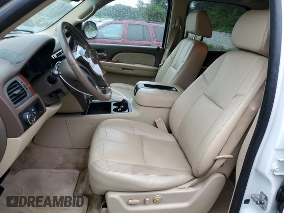 2008 GMC Yukon SLT w/4SB with VIN 1GKFC13J88J223313, listed as a Copart auction lot 70949424 with 155,898 mi miles and Salvage Title. Bid and sale history available at carsss.com. Image 7.