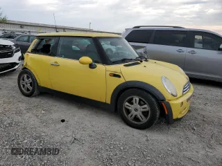 2006 MINI Hardtop z VIN WMWRC33586TK64062, wystawiony jako Copart lot #56115515 z przebiegiem 170 815 mil mil oraz Szkoda całkowita • Salvage title. Historia ofert i sprzedaży dostępna na DreamBid. Obrazek 4.
