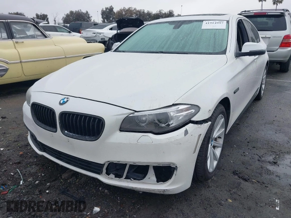 2014 BMW 5 Series 535i with VIN WBA5B1C57ED475963, listed as a IAAI auction lot 41914997 with 92,037 mi miles and . Bid and sale history available at DreamBid. Image 12.
