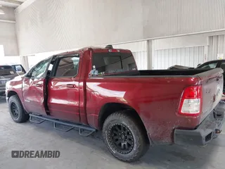 2021 Ram 1500 Lone Star z VIN 1C6SRFFT9MN676871, wystawiony jako IAAI lot #42344073 z przebiegiem 38 160 mil mil oraz . Historia ofert i sprzedaży dostępna na DreamBid. Obrazek 14.