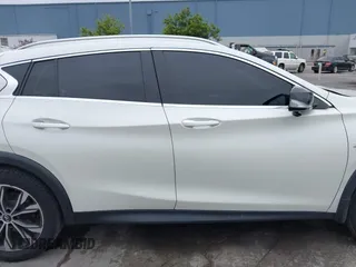 2018 Infiniti QX30 Premium с VIN SJKCH5CR8JA048030, выставлен на аукционе IAAI как лот 41097383 с пробегом 131 820 миль миль и . История ставок и продаж доступна на DreamBid. Изображение 13.