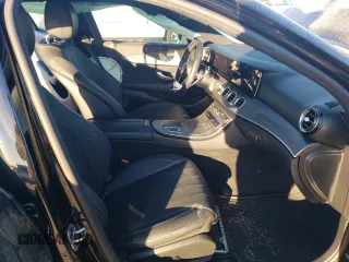 2022 Mercedes-Benz E-Class E 350 with VIN W1KZF8DB3NB053423, listed as a Copart auction lot 42330515 with 52,483 mi miles and Salvage Title. Bid and sale history available at carsss.com. Image 7.