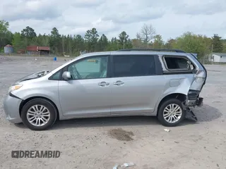 2012 Toyota Sienna XLE AAS with VIN 5TDYK3DC4CS251821, listed as a IAAI auction lot 41932724 with 149,395 mi miles. Bid and sale history available at carsss.com. Image 14.