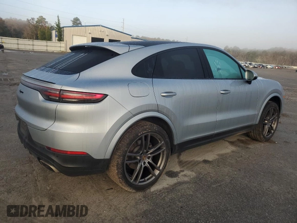 2021 Porsche Cayenne with VIN WP1BA2AY6MDA42739, listed as a Copart auction lot 85561404 with Not provided miles and Salvage title. Bid and sale history available at DreamBid. Image 3.