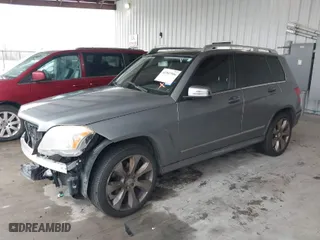 2011 Mercedes-Benz GLK-Class GLK 350 with VIN WDCGG8HB8BF654415, listed as a IAAI auction lot 41547906 with 171,463 mi miles. Bid and sale history available at carsss.com. Image 2.