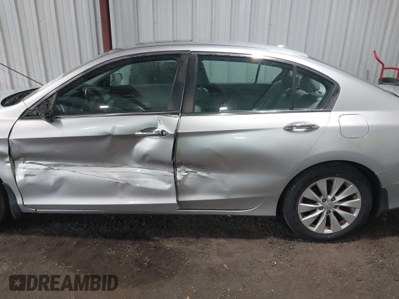 2015 Honda Accord EX-L z VIN 1HGCR2F8XFA033815, wystawiony jako IAAI lot #42658020 z przebiegiem 98 683 mil mil oraz . Historia ofert i sprzedaży dostępna na DreamBid. Obrazek 14.
