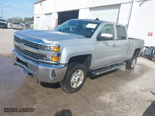 2015 Chevrolet Silverado 2500HD LT with VIN 1GC1KVEG6FF568941, listed as a IAAI auction lot 41406046 with 112,991 mi miles. Bid and sale history available at carsss.com. Image 17.