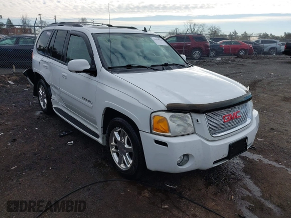 2008 GMC Envoy Denali with VIN 1GKET63M382216072, listed as a IAAI auction lot 41618044 with 148,598 mi miles. Bid and sale history available at carsss.com. Image 1.