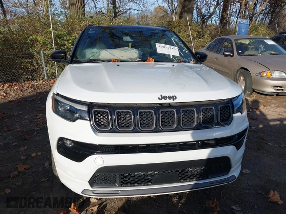 2023 Jeep Compass (RED) Edition with VIN 3C4NJDCN6PT502624, listed as a IAAI auction lot 40811750 with 18,595 mi miles and . Bid and sale history available at carsss.com. Image 12.