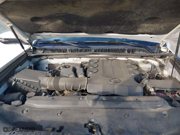 2019 Toyota 4Runner SR5 with VIN JTEBU5JR8K5644399, listed as a IAAI auction lot 41624766 with 131,285 mi miles. Bid and sale history available at carsss.com. Image 10.