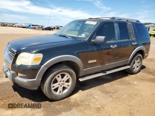 2006 Ford Explorer XLT z VIN 1FMEU63E06UA12893, wystawiony jako Copart lot #58026715 z przebiegiem 200 767 mil mil oraz Czysty tytuł • Clean title. Historia ofert i sprzedaży dostępna na DreamBid. Obrazek 1.